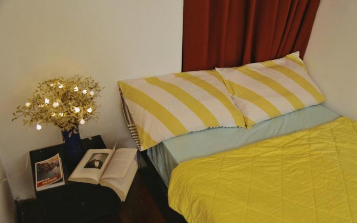 Hanoi Old Quarter- La Place 1980s the series