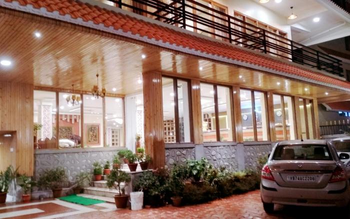 Mount Queens Hill Resort & Spa