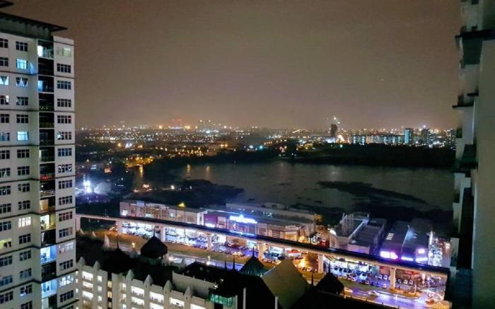 Puchong Skypod 10 Pax IOI Mall Cozy Apartment