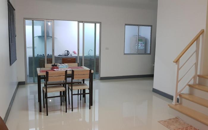 NIDO Guest house Impact Arena