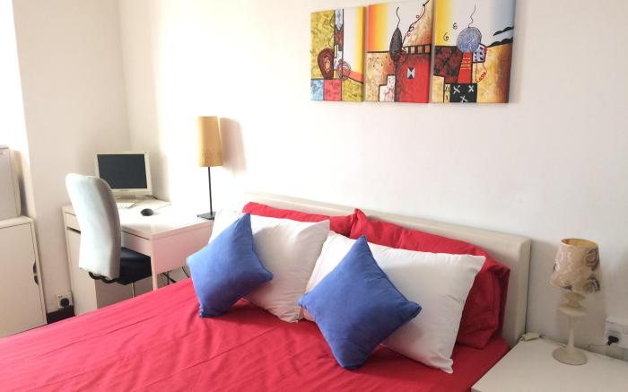 Calv's Suria Kipark Damansara 3R2B 950sq Apartment