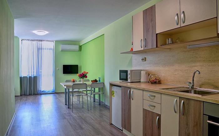 Fresh  morning apartment