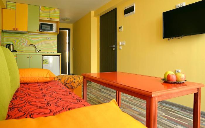 Shangri-La apartment