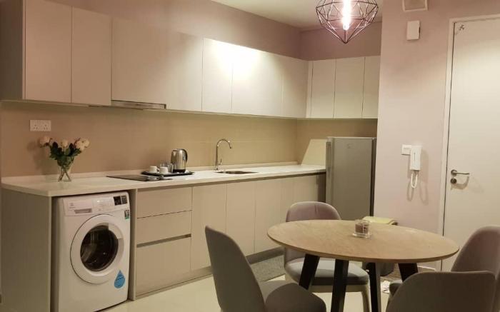 Q Suite I-city