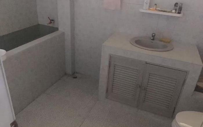 The Jeffy Pool Villa