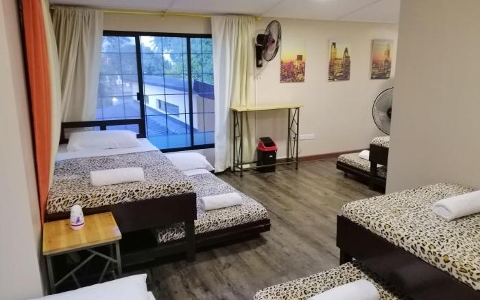 Jonas' House(Strictly upto 14pax, No Pets allowed)