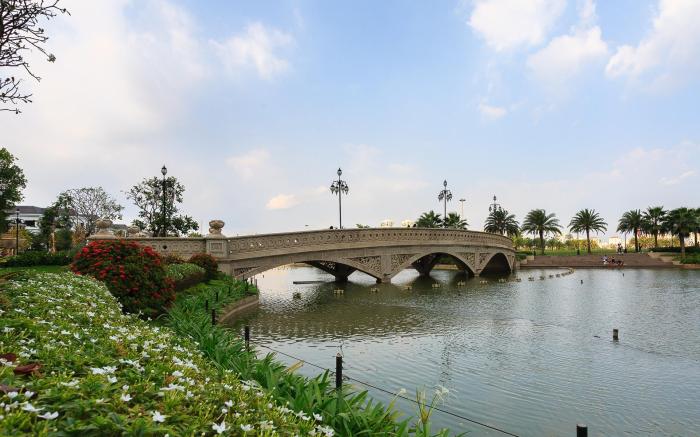 LANDMARK81 - VN Tallest building -2BR Apartment 