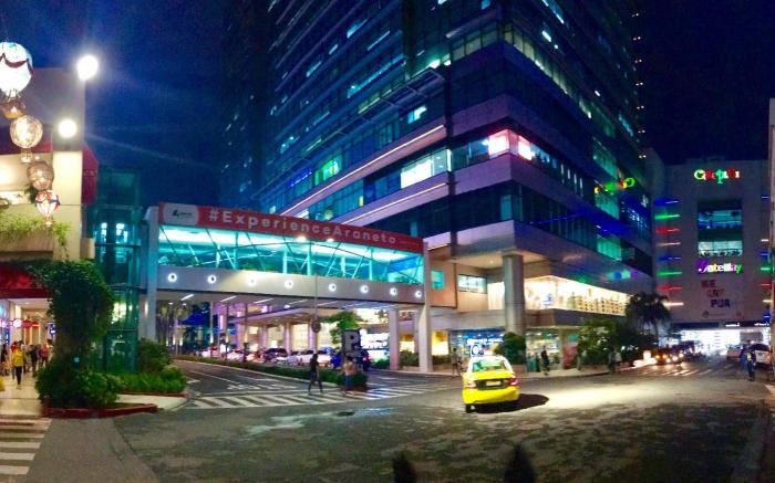 Condotel Deluxe at Manhattan Araneta  Near Gateway