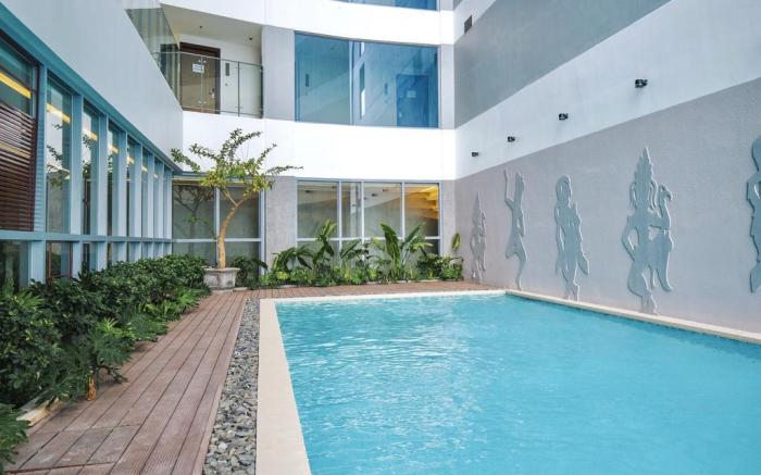 Sea view Family 2 adult 2 children Free Pool & Gym