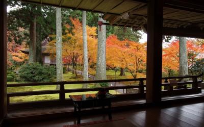 客製｜京都百年巷弄町家民宿一晚.京都御所.大原三千院.平等院.花之御院.奈良長谷寺迷你小團5日【專屬包車】※不含機票