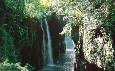 星宇熊本|南北九州全覽,櫻島渡輪,熊本城,高千穗峽.雙鐵道.保住三晚溫泉六日