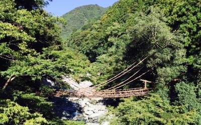 優惠選｜四國雙鐵道5日｜伊予灘夕陽列車&千年物語．季節採果趣．道後神隱少女湯屋｜高松進出四溫泉