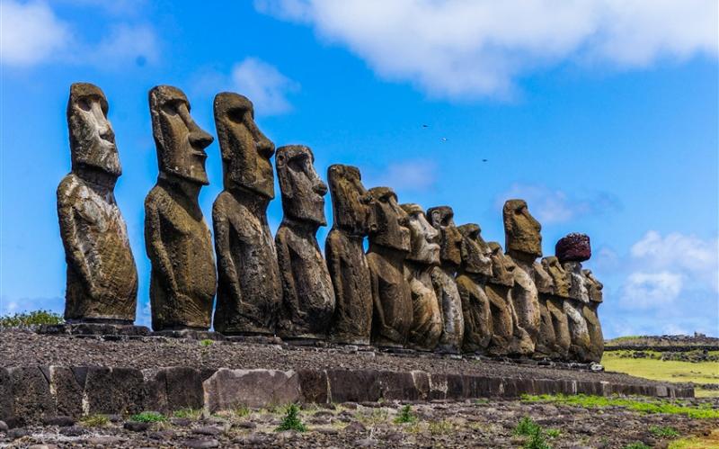 智利復活節島單國經典15日｜百內國家公園二晚‧麥哲倫海峽生態探索‧復活節島摩艾石像‧世界最乾燥沙漠奇觀