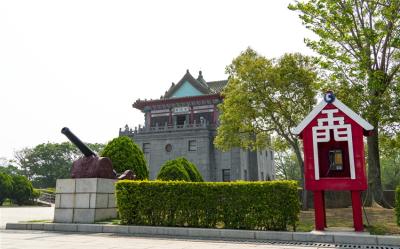 超值金門︱【免費升等金湖飯店一晚】軍事風戰地植物園.探訪後浦小鎮.迷你動物園三日︱高雄出發