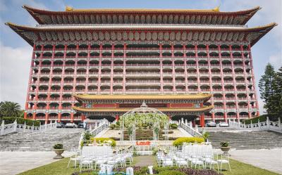 台北旅遊｜大人囝仔｜圓山東密道導覽.剝皮寮歷史街區.松鶴餐廳自助餐二日｜中部出發