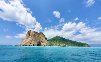 宜蘭旅遊｜38女王節.限時優惠｜龜山島登島X繞島賞八景.平溪彩色天燈.礁溪老爺二日｜好享住奢華｜台中出發