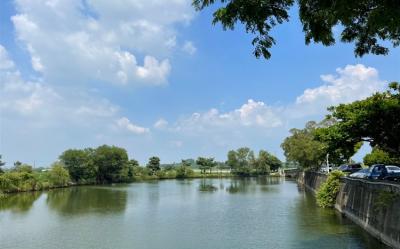 台南旅遊｜白河蓮花公園.小南海環湖步道.巴克禮阿勃勒.台糖長榮酒店含晚餐二日｜中部出發