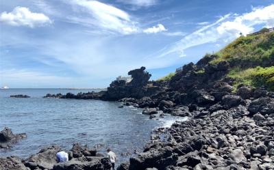 濟州旅遊｜升等五星君悅酒店.龍頭岩.漢拏樹木園.彩虹海岸.海景咖啡廳.鮑魚海鮮美食四日(彩妝)