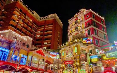 連休沖繩｜夜宿北谷美國村.體驗DMM水族館.琉球文化.瀨長島複合型屋台村四日｜自由活動送列車劵