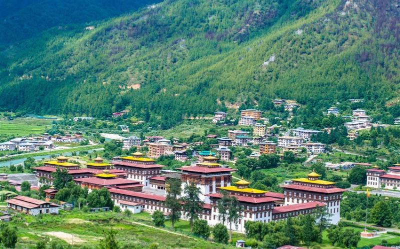 不丹經典八日｜廷布大佛、普那卡宗、帕羅虎穴寺、札西秋宗、秘境山谷崗堤~三城連泊、文化體驗