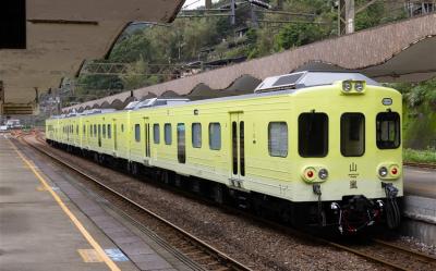 花蓮旅遊｜夢幻馬卡龍列車-山嵐號｜南澳神秘海灣步道.煙波花蓮太魯閣＆在地食材豪饗套餐二日｜巴士去火車回｜台中出發