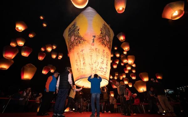 十分場活動-20呎媽祖主燈