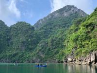 越南旅遊｜【潮時尚先鋒號】下龍灣海上VILLA、陸龍灣長安小舟遊船、國賓夜間派對、無購物五星五日(含簽)