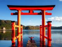 東京旅遊｜玩樂迪士尼.富士山美景.忍野八海.明治神宮.麻布台之丘.溫泉美食六日｜高雄來回