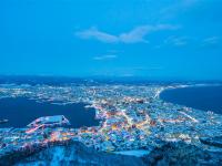 過年折3,000｜冬季北海道.雪上活動.函館夜景.企鵝遊行.洞爺湖.小樽.活蟹饗宴美食五日｜保住四晚溫泉