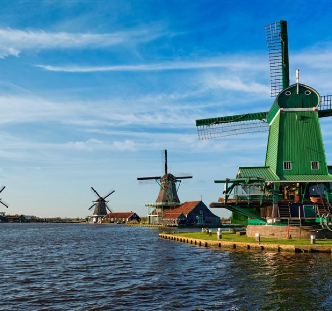 特選荷德比法旅遊｜時尚巴黎．凡爾賽宮．布魯日古城．三大遊船．風車村10日