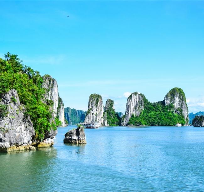 越南旅遊｜【潮時尚先鋒號】下龍灣海上VILLA、國賓號夜間派對、安子山美憬閣、美食饗宴、五星五日(含簽)