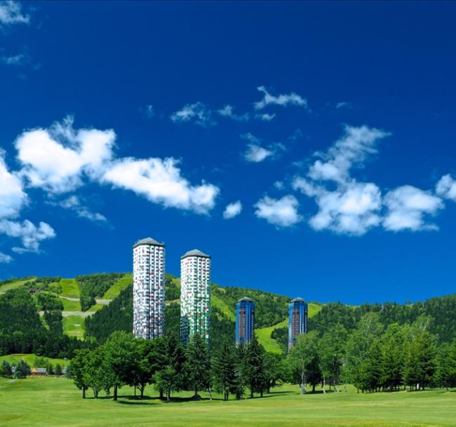 北海道旅遊｜保證入住星野度假村.支笏湖.微笑海灘.水之教堂.北海道神宮.浪漫小樽.螃蟹溫泉美食五日