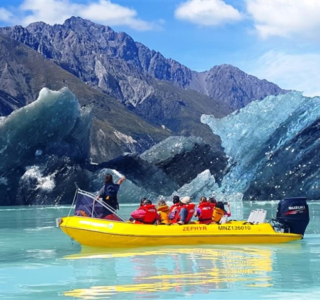 紐西蘭旅遊｜紐航旗艦·保住隱士·飛越峽灣·賞鯨·漢默地熱溫泉·塔斯曼冰河船·天空步道·採果·美食美酒純南島11日(直飛)