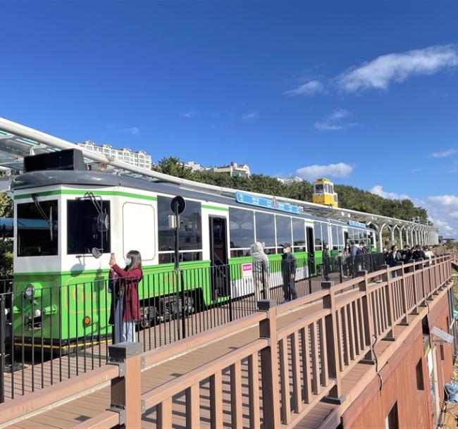 釜山蔚山旅遊｜沉浸式藝術島.海雲台列車.X展望台.古都巡禮.浮誇系火焰鐵板烤肉五日(一站購物彩妝)