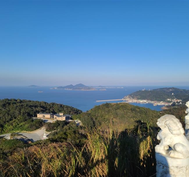 馬祖旅遊｜馬祖跨年｜雲台山追日～賞夕陽·迎曙光.芹壁.北海坑道.南北竿3日(含日間搖櫓)