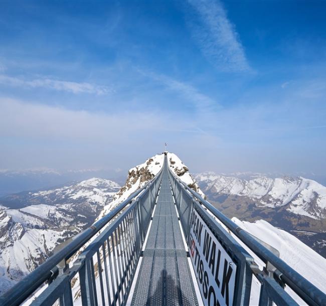 德瑞秘境14日(冬)│雪峰湖光‧森影仙蹤‧六晚五星