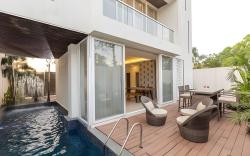 Cascades by Vista Rooms