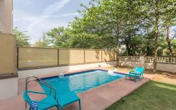 Greenwoods Villa 5 by Vista Rooms