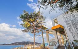 Ganghwa Cafe Pension Amote