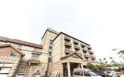 Jes Hot Spring Hotel