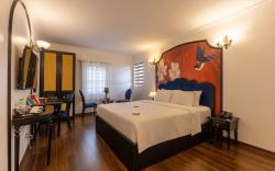 Hanoi House Hotel & Travel