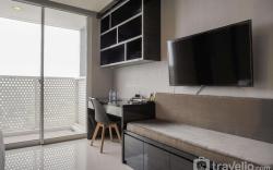 Fancy & Nice Studio at West Vista Apt By Travelio