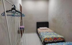 Redzeqy Homestay Melaka (Melaka Baru, Bt Berendam)