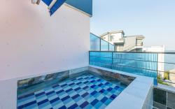 gueje biken kids poolvilla
