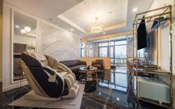 FOUR STAR HOTEL