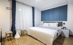 S Hotel