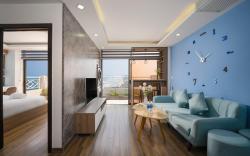 Bee Penthouse Seaview Corner