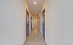 Hotel O R Square Inn