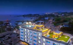 Gampo Beach Hill Pool Villa