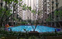 Modern 2BR Gateway Ahmad Yani Cicadas By Travelio
